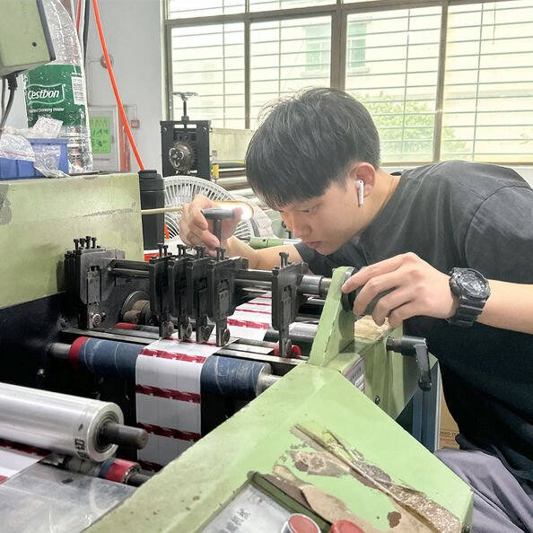 Younger Garment Accessories Co.,Ltd