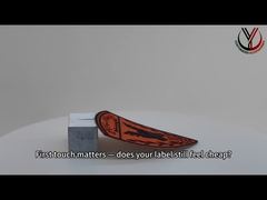 カスタマイズされたベルクロエンボス加工の衣類ラベル 光沢 / マット TPU ロゴ