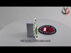 詳細: ホワイト ロゴ熱転写衣料品ラベル カスタム TPU エンボス加工