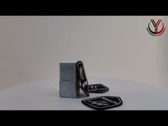 見る: 子供服ショーケース用の高密度 0.2 mm 3D ツイル スクリーン印刷パッチ