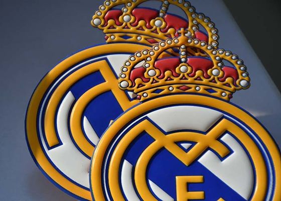 注文のDegradable TPUは衣服のためのロゴの熱伝達のラベルを浮彫りにした