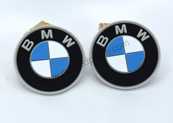 注文のゴム製 ロゴ パッチによって浮彫りにされるBMWポリ塩化ビニールは帽子のために修繕する